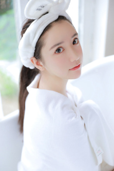 《春欲》在线播放